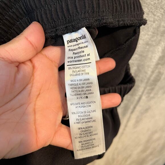 Patagonia Size Medium Women’s Organic Cotton Roaming‎ Jumpsuit Black - Picture 7 of 9